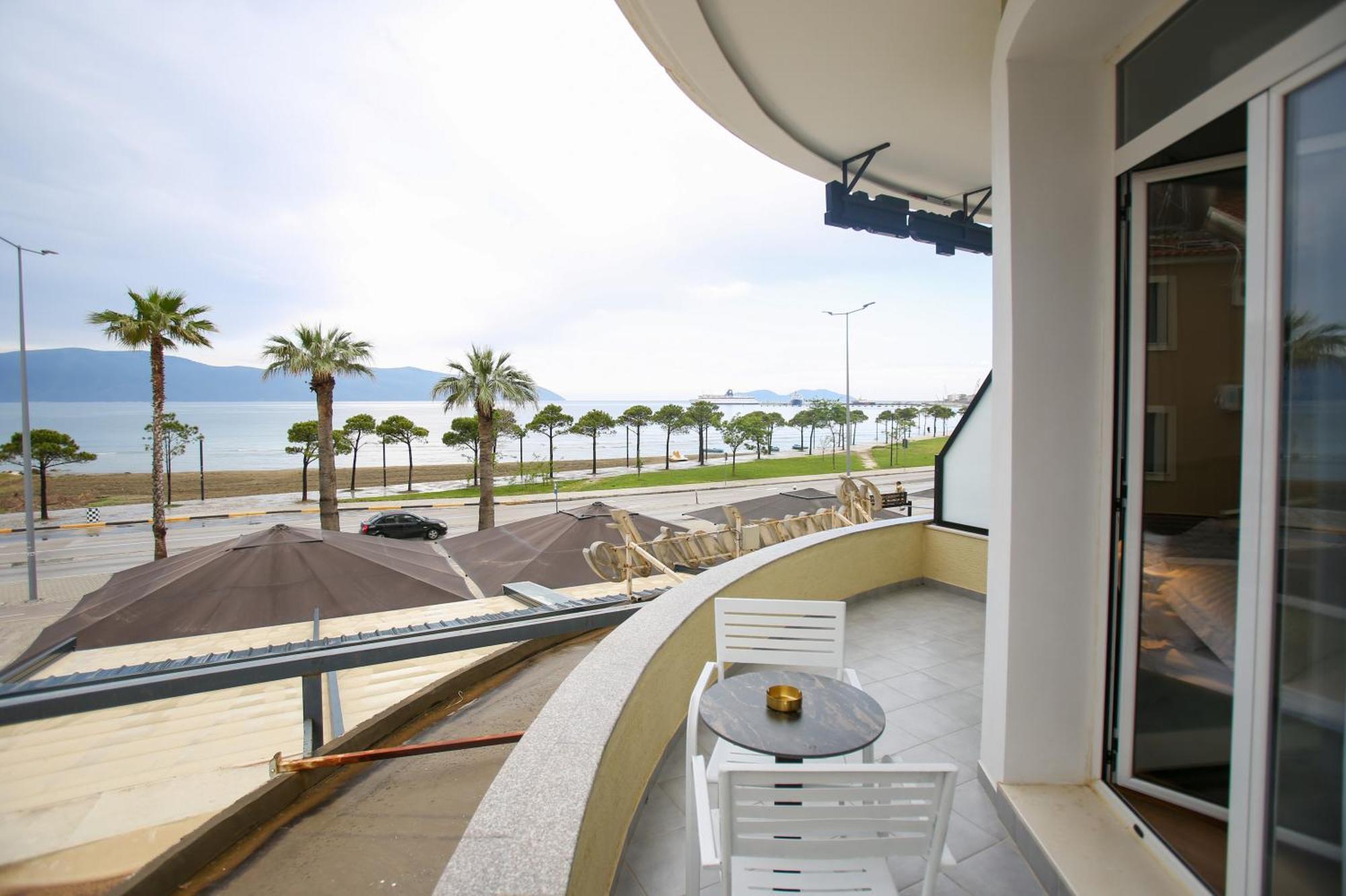 Vala Boutique Hotel Vlore Luaran gambar
