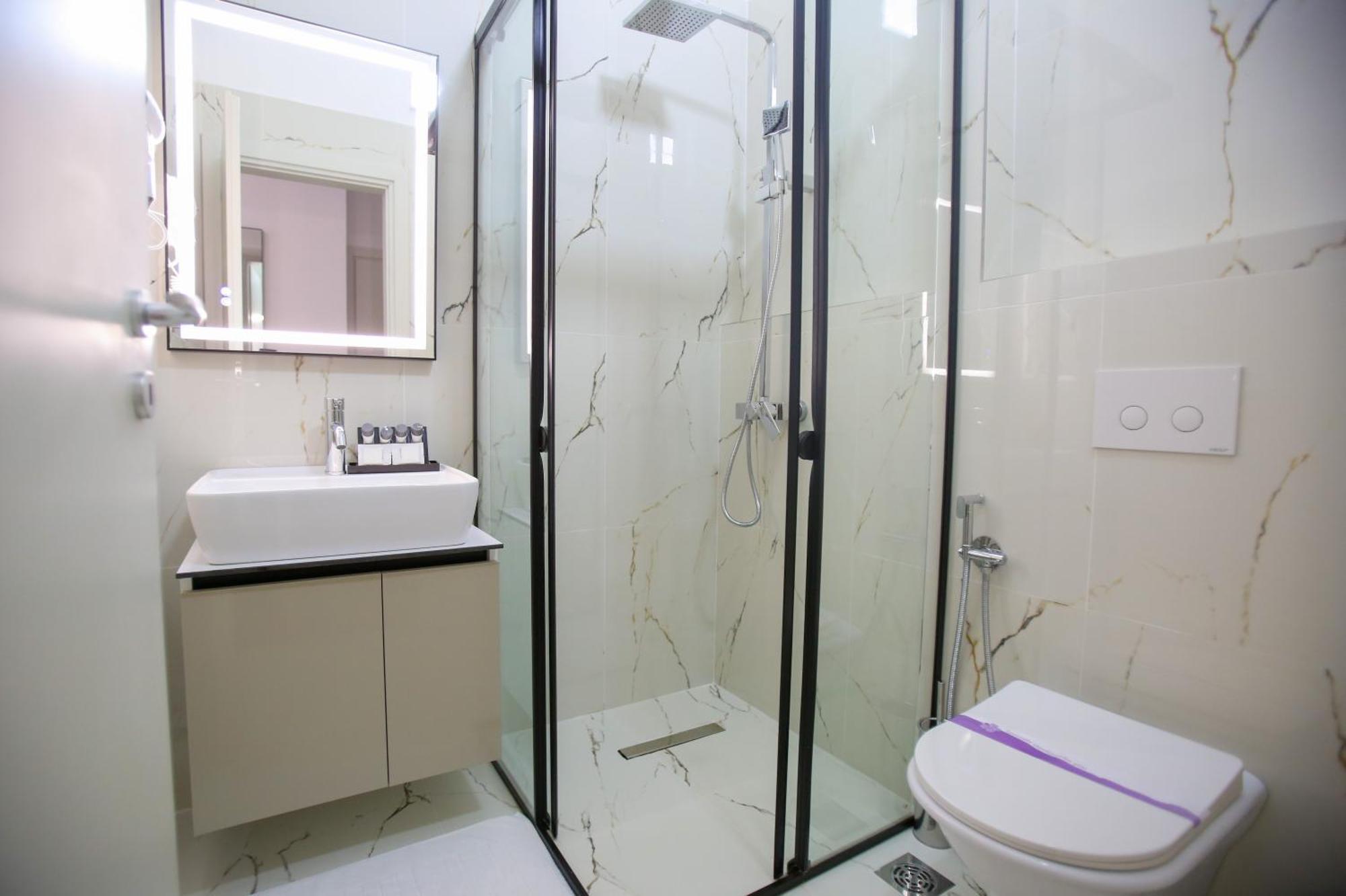 Vala Boutique Hotel Vlore Luaran gambar