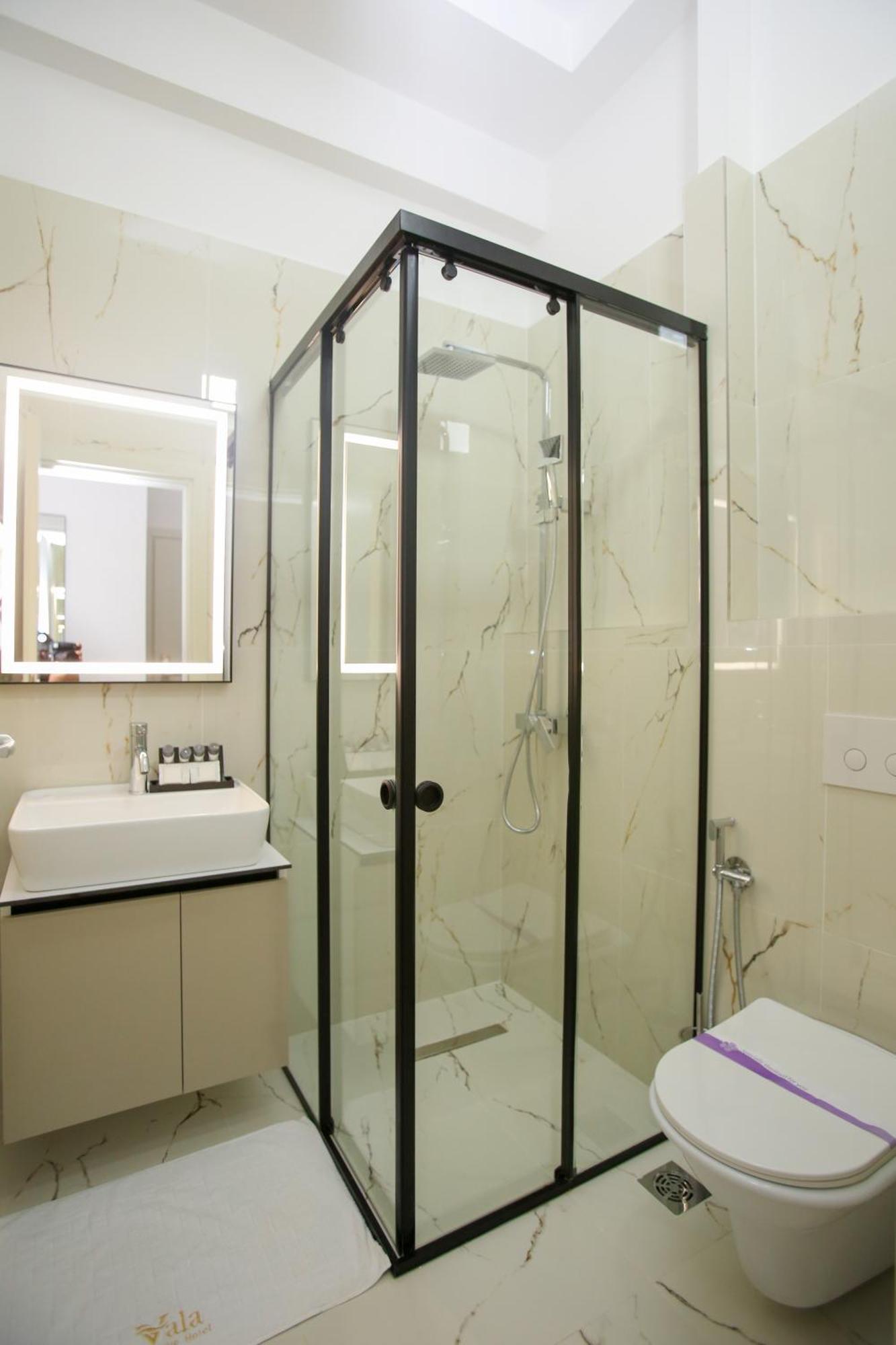 Vala Boutique Hotel Vlore Luaran gambar