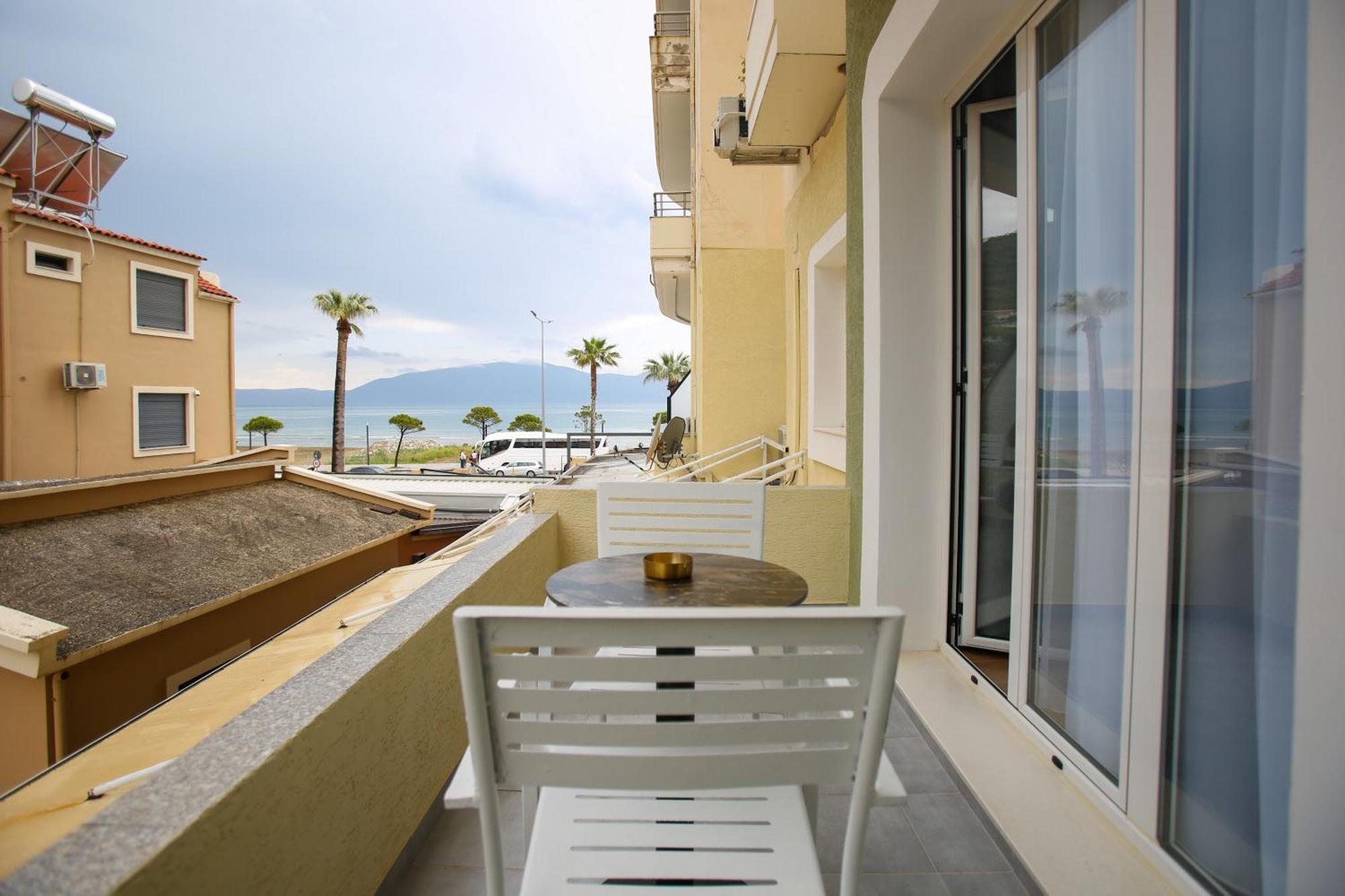 Vala Boutique Hotel Vlore Luaran gambar