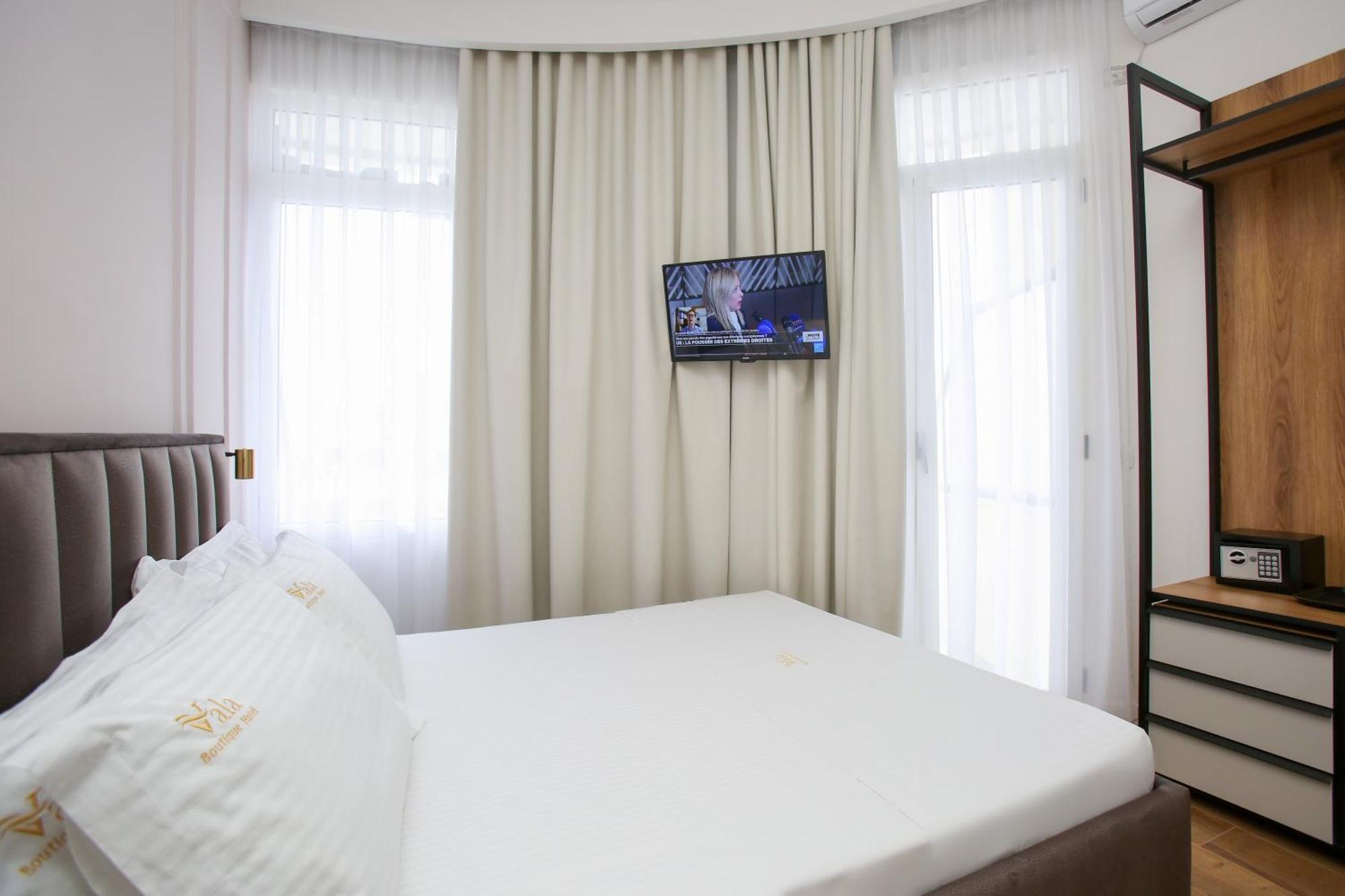 Vala Boutique Hotel Vlore Luaran gambar
